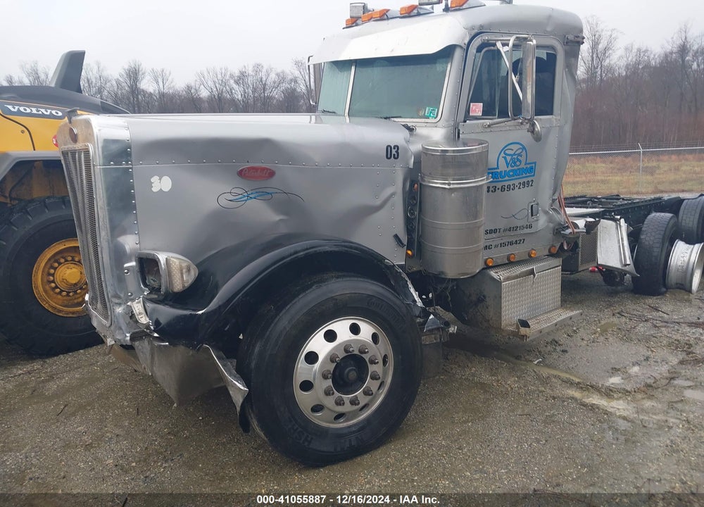 1999 PETERBILT 379 VIN: 1XP5DR9X8XN496224