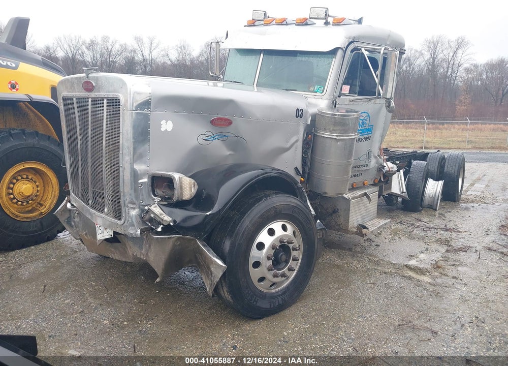 1999 PETERBILT 379 VIN: 1XP5DR9X8XN496224