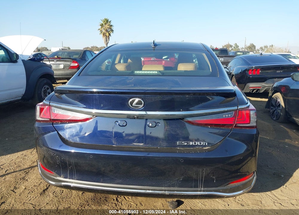 2024 LEXUS ES 300H VIN: 58ADA1C1XRU039875