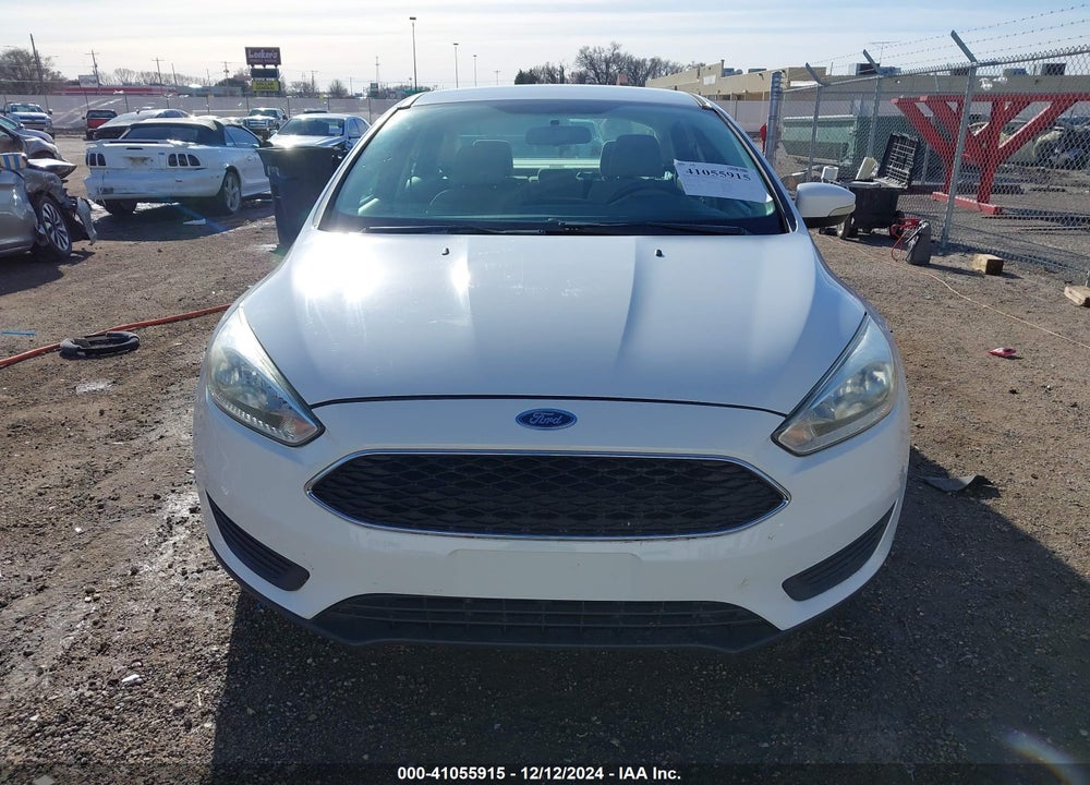 2016 FORD FOCUS SE VIN: 1FADP3F24GL290815