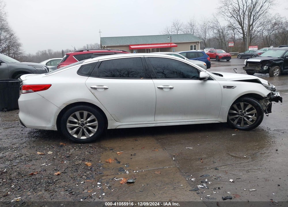 2016 KIA OPTIMA EX VIN: 5XXGU4L31GG012201