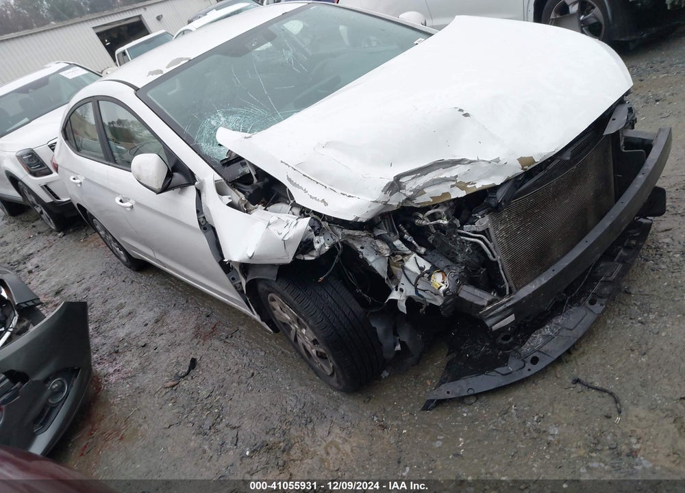 2019 HYUNDAI ELANTRA SE VIN: 5NPD74LFXKH473950