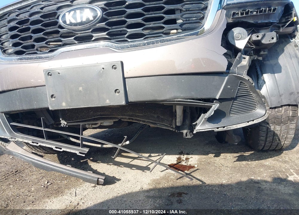2020 KIA SORENTO 2.4L LX VIN: 5XYPG4A30LG624485