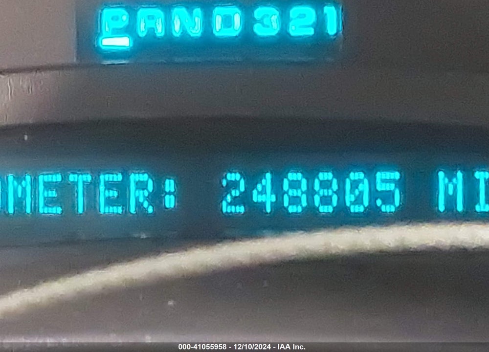 2004 CHEVROLET SUBURBAN 1500 Z71 VIN: 3GNFK16Z04G243557