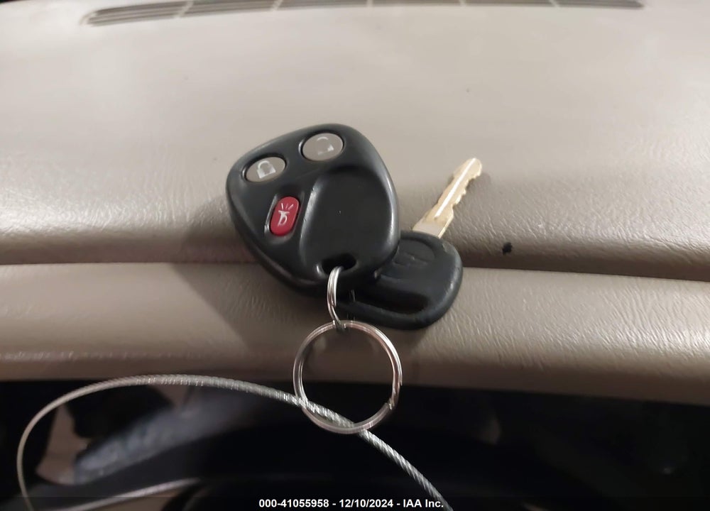 2004 CHEVROLET SUBURBAN 1500 Z71 VIN: 3GNFK16Z04G243557