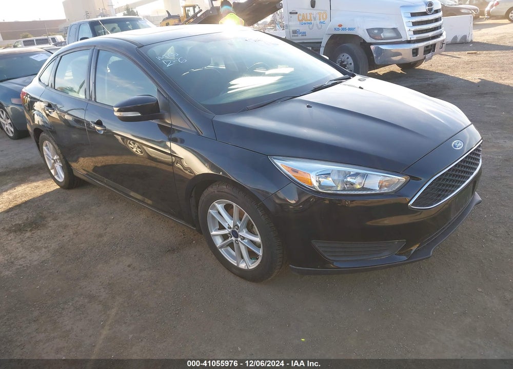 2015 FORD FOCUS SE VIN: 1FADP3F24FL295575