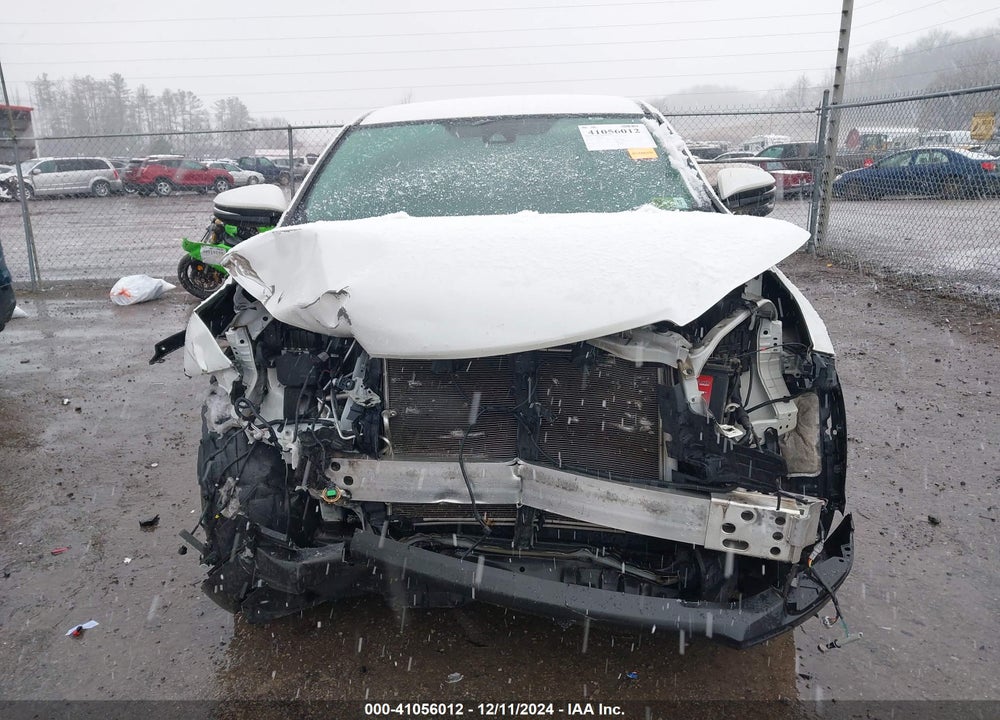 2019 TOYOTA HIGHLANDER LE VIN: 5TDBZRFH8KS919017