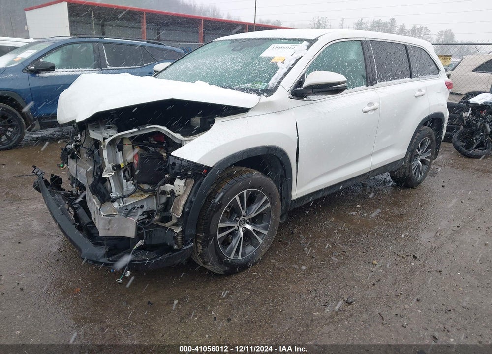 2019 TOYOTA HIGHLANDER LE VIN: 5TDBZRFH8KS919017