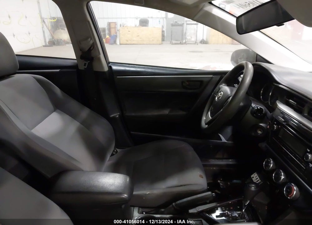 2015 TOYOTA COROLLA VIN: 5YFBURHE3FP270212
