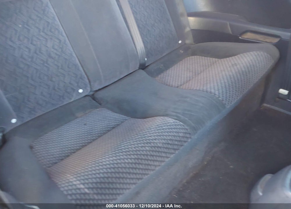 2001 HONDA CIVIC LX VIN: 1HGEM22581L019539