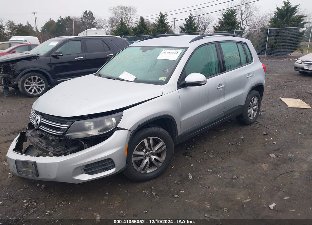 2016 VOLKSWAGEN TIGUAN S VIN: WVGBV7AX2GW587643