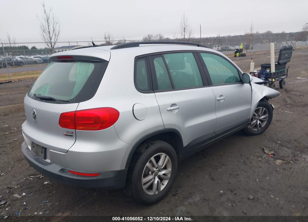2016 VOLKSWAGEN TIGUAN S VIN: WVGBV7AX2GW587643