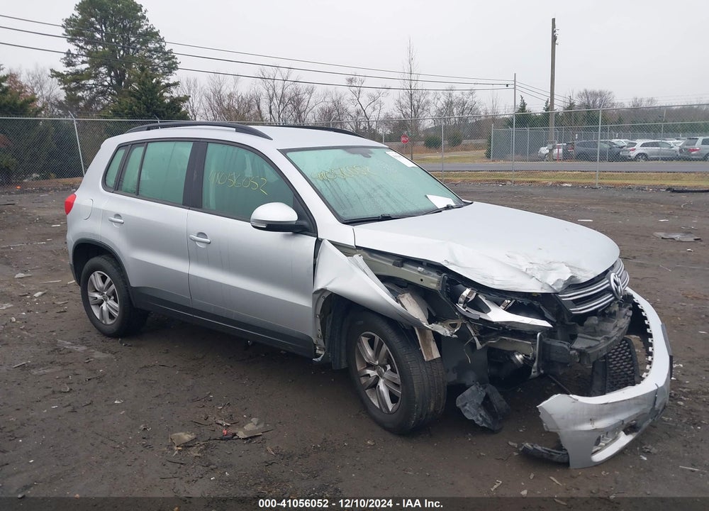 2016 VOLKSWAGEN TIGUAN S VIN: WVGBV7AX2GW587643