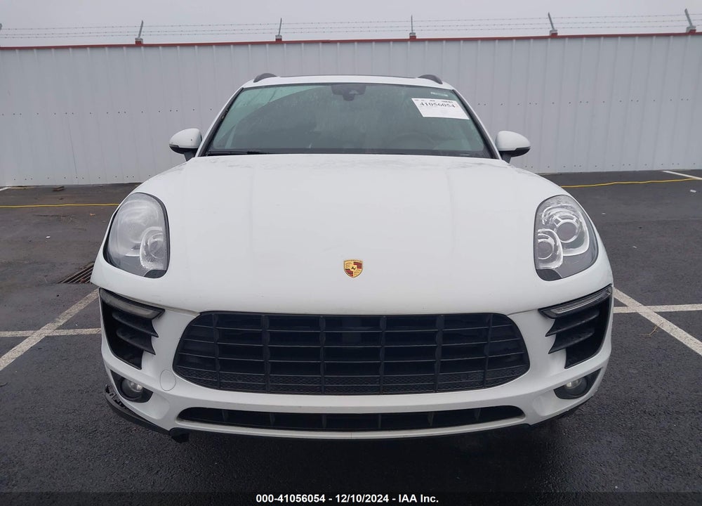 2017 PORSCHE MACAN VIN: WP1AA2A51HLB00026