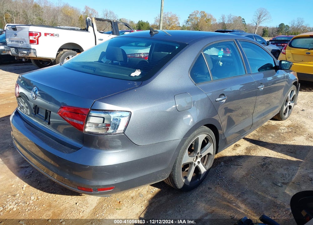2015 VOLKSWAGEN JETTA 2.0L S VIN: 3VW2K7AJ3FM297724