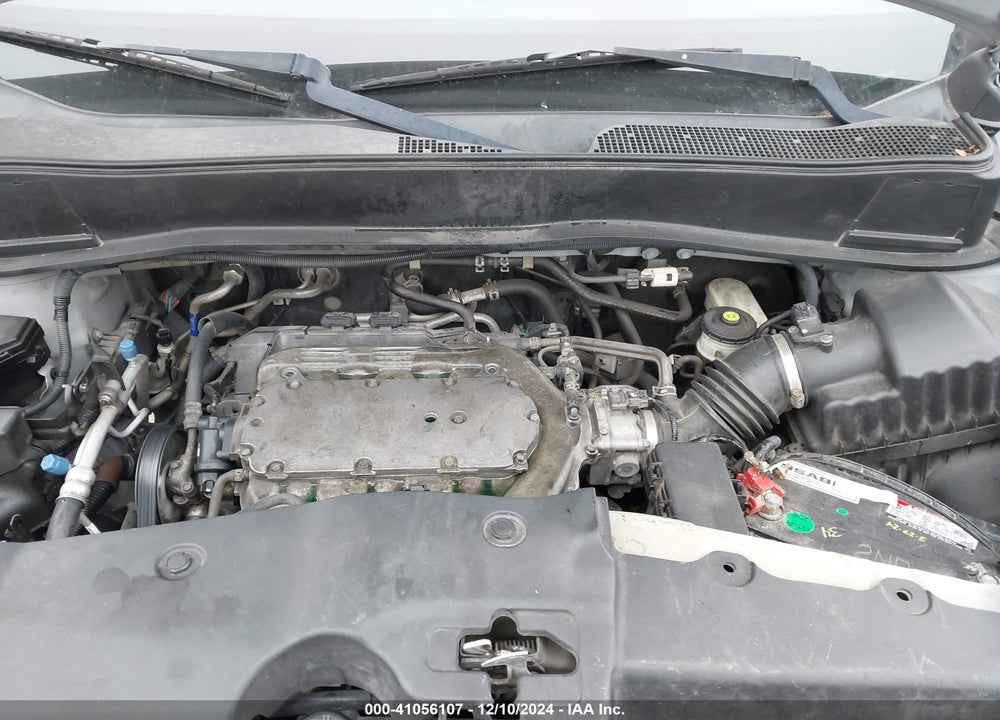 2011 HONDA PILOT EX-L VIN: 5FNYF4H56BB010285