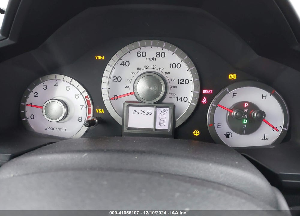 2011 HONDA PILOT EX-L VIN: 5FNYF4H56BB010285