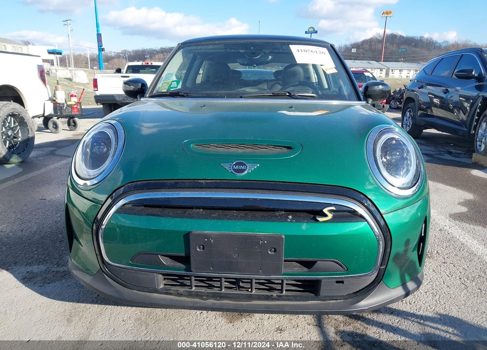 2022 MINI SE HARDTOP COOPER VIN: WMW13DJ02N2R94371