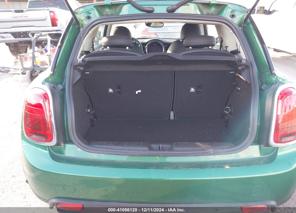 2022 MINI SE HARDTOP COOPER VIN: WMW13DJ02N2R94371