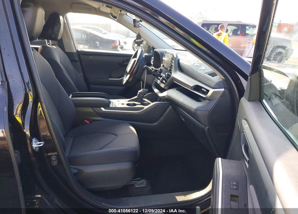 2020 TOYOTA HIGHLANDER LE VIN: 5TDZZRAH6LS008546