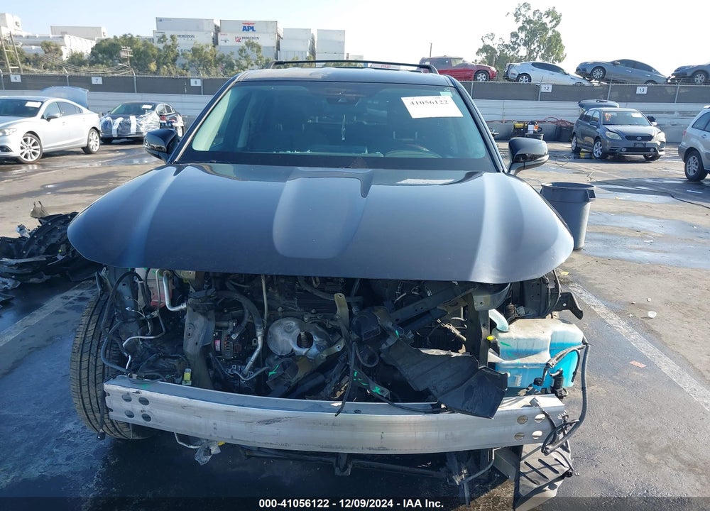 2020 TOYOTA HIGHLANDER LE VIN: 5TDZZRAH6LS008546
