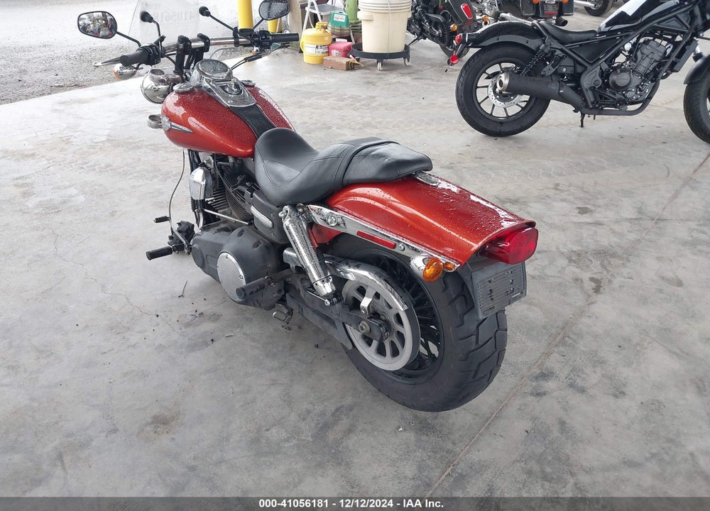 2011 HARLEY-DAVIDSON FXDF VIN: 1HD1GY412BC317683