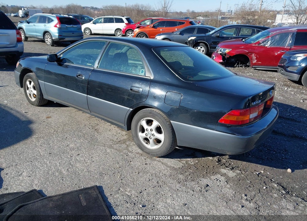 1997 LEXUS ES 300 VIN: JT8BF22G9V0012585