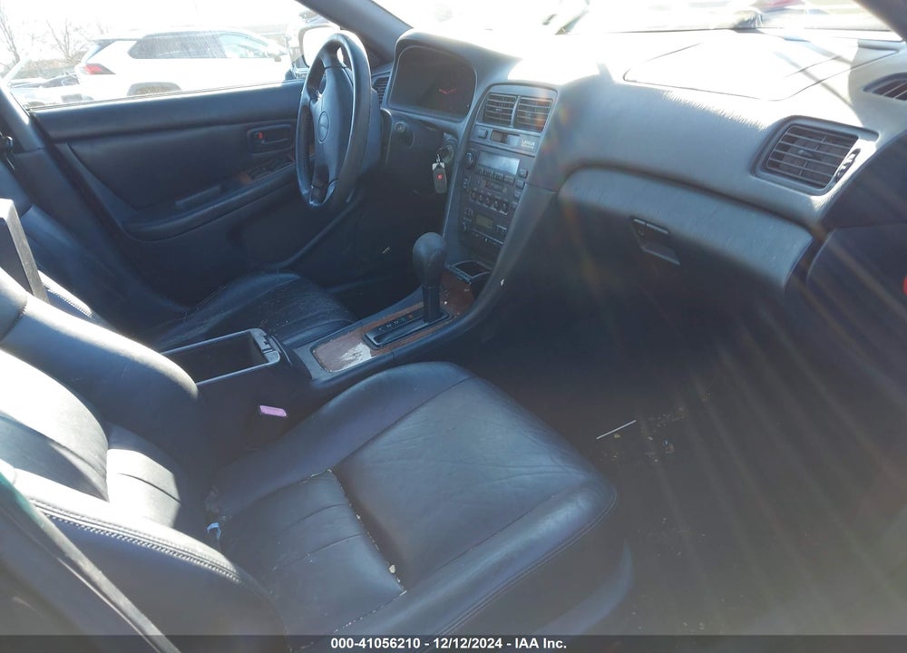 1997 LEXUS ES 300 VIN: JT8BF22G9V0012585
