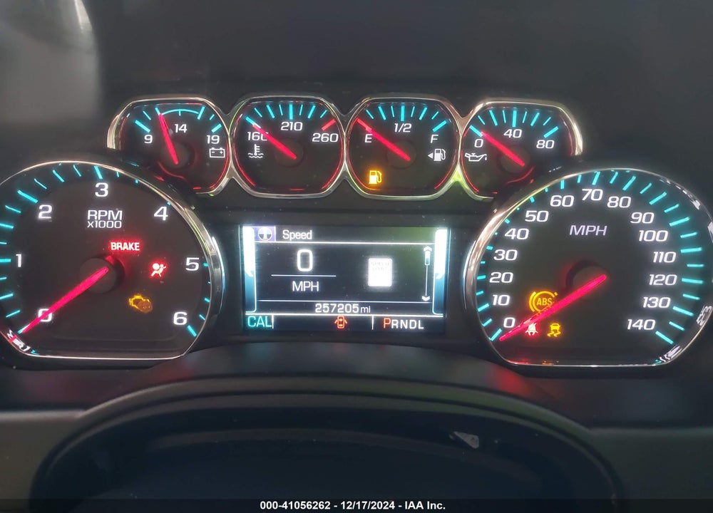 2017 CHEVROLET SUBURBAN LT VIN: 1GNSKHKC9HR180599