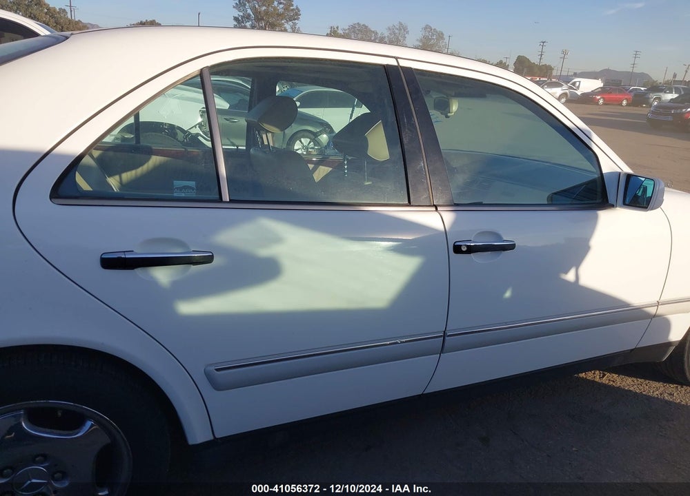 1997 MERCEDES-BENZ E 420 VIN: WDBJF72F1VA395903
