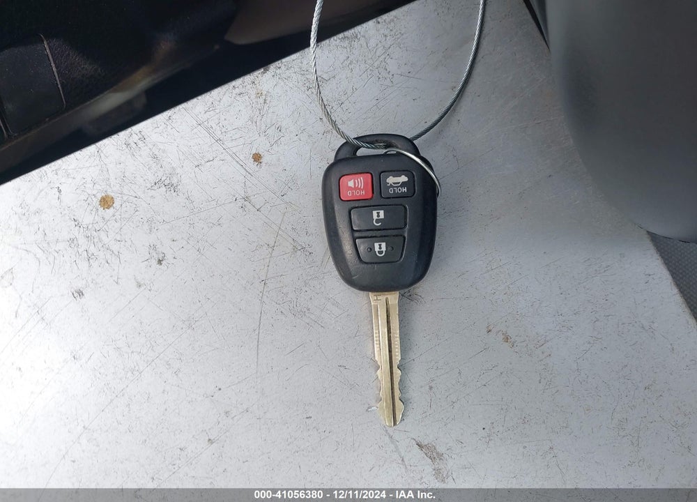 2014 TOYOTA COROLLA S PLUS VIN: 2T1BURHE8EC173425
