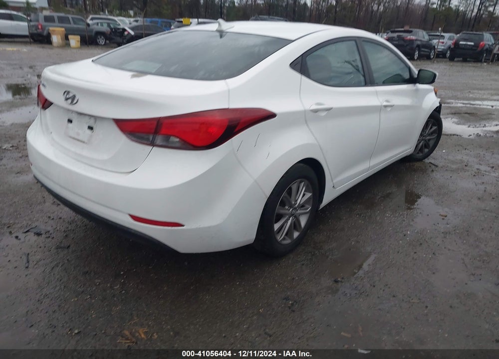 2014 HYUNDAI ELANTRA VIN: 5NPDH4AE7EH521657