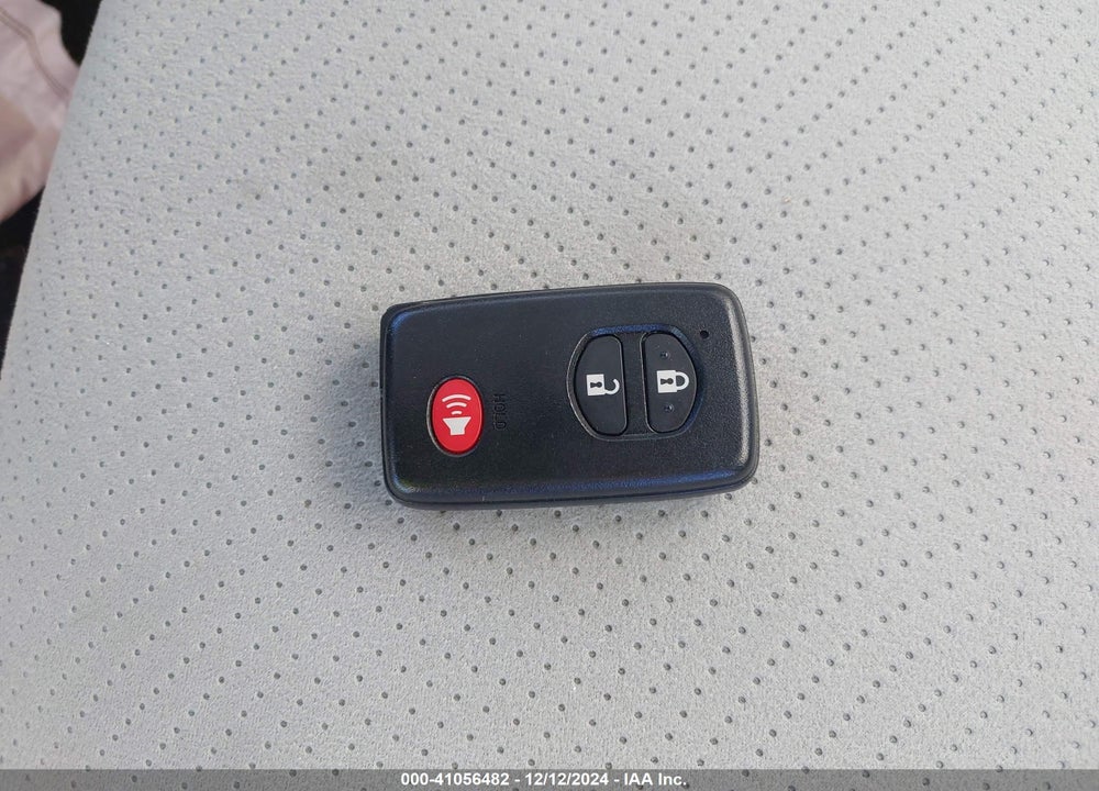 2015 TOYOTA PRIUS TWO VIN: JTDKN3DU4F0463891