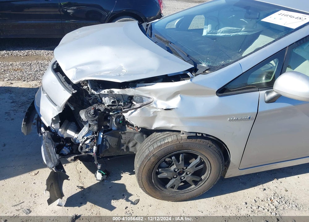 2015 TOYOTA PRIUS TWO VIN: JTDKN3DU4F0463891