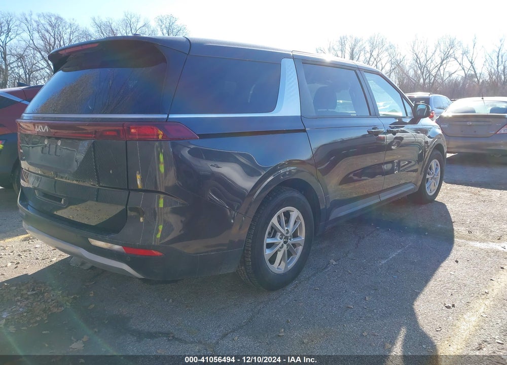 2024 KIA CARNIVAL MPV LX SEAT PACKAGE VIN: KNDNB4H35R6424323