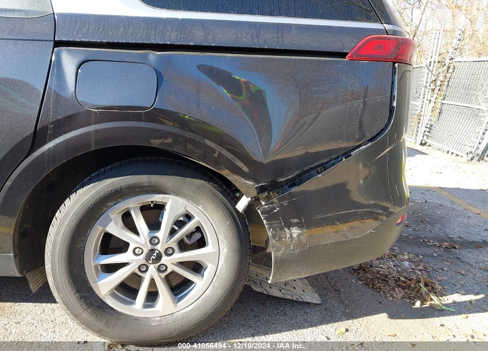 2024 KIA CARNIVAL MPV LX SEAT PACKAGE VIN: KNDNB4H35R6424323