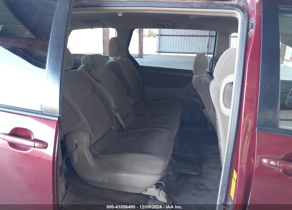2005 TOYOTA SIENNA LE VIN: 5TDZA23C85S375516