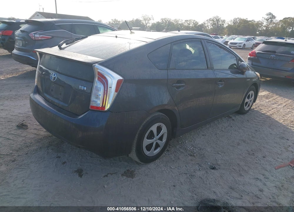 2015 TOYOTA PRIUS TWO VIN: JTDKN3DU2F0452386