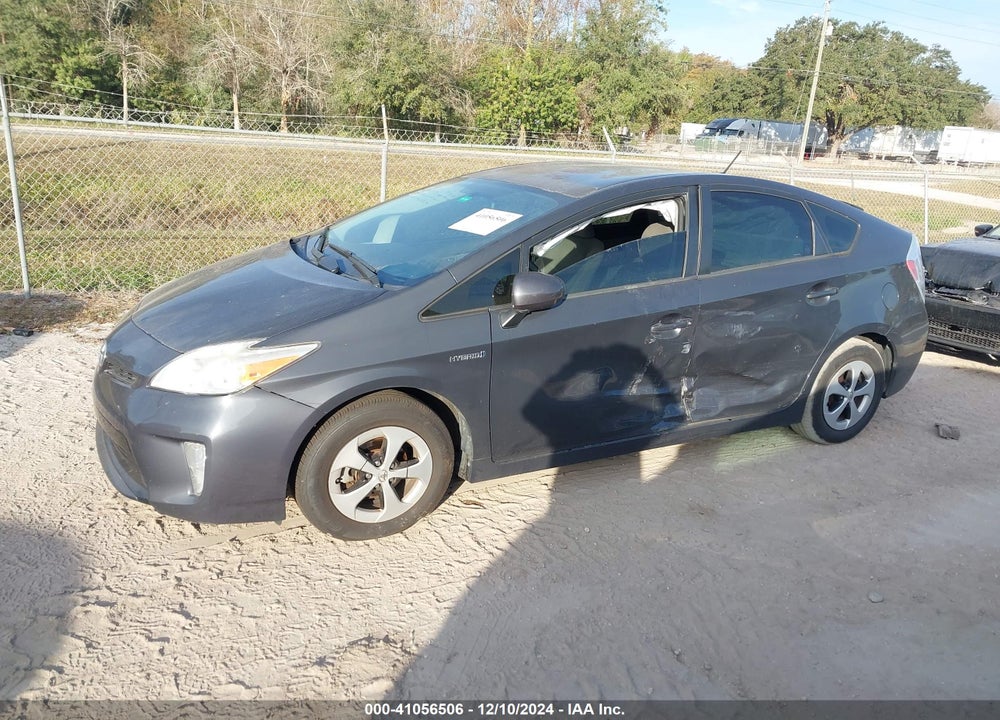 2015 TOYOTA PRIUS TWO VIN: JTDKN3DU2F0452386
