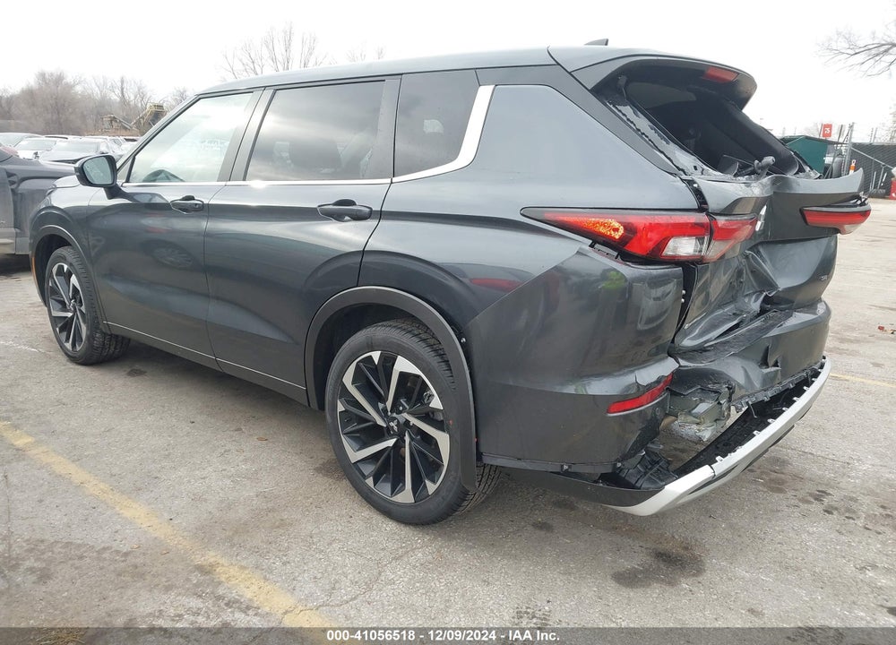 2024 MITSUBISHI OUTLANDER SE 2.5 2WD/SE BLACK EDITION S-AWC/SE BLACK EDITION W/PANO ROOF VIN: JA4J3VA82RZ086251