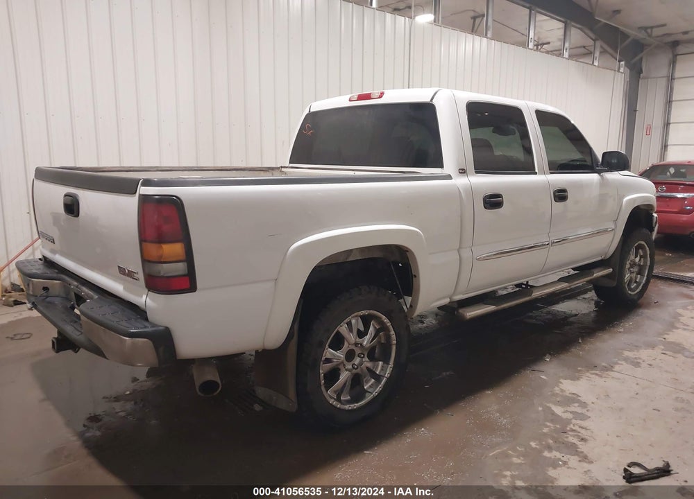 2007 GMC SIERRA 1500 CLASSIC SLT VIN: 2GTEK13Z371108658