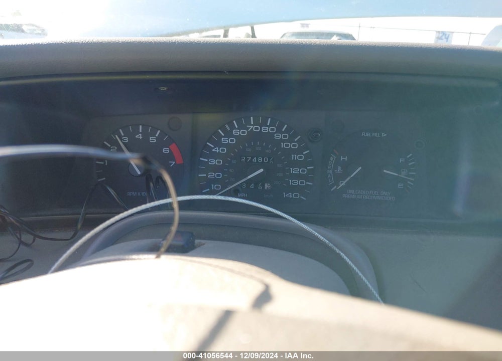 1993 LINCOLN MARK VIII VIN: 1LNLM91VXPY743207