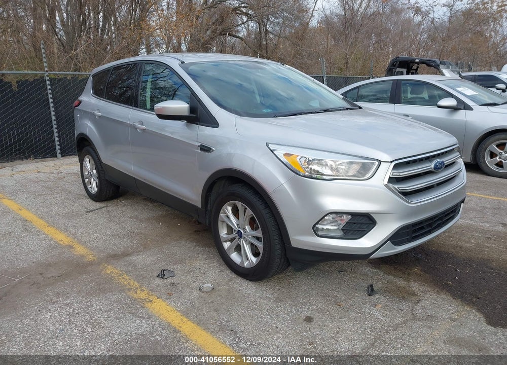 2017 FORD ESCAPE SE VIN: 1FMCU9G99HUD45599