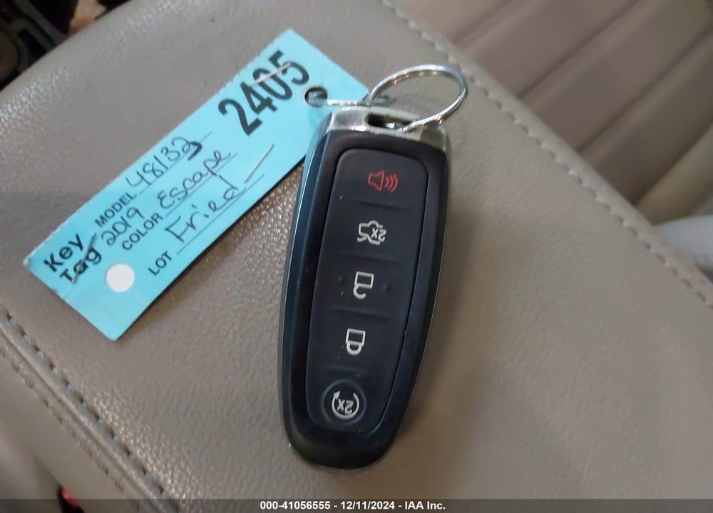 2019 FORD ESCAPE SEL VIN: 1FMCU0HD1KUB93629