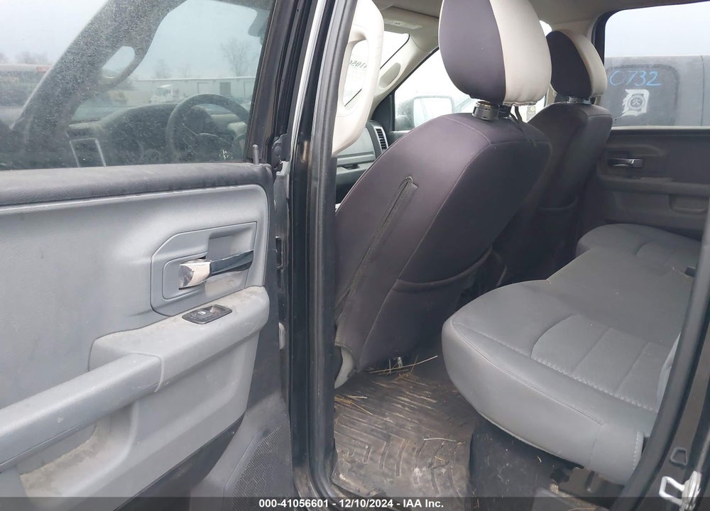 2013 RAM 1500 SLT VIN: 1C6RR7GP1DS517768