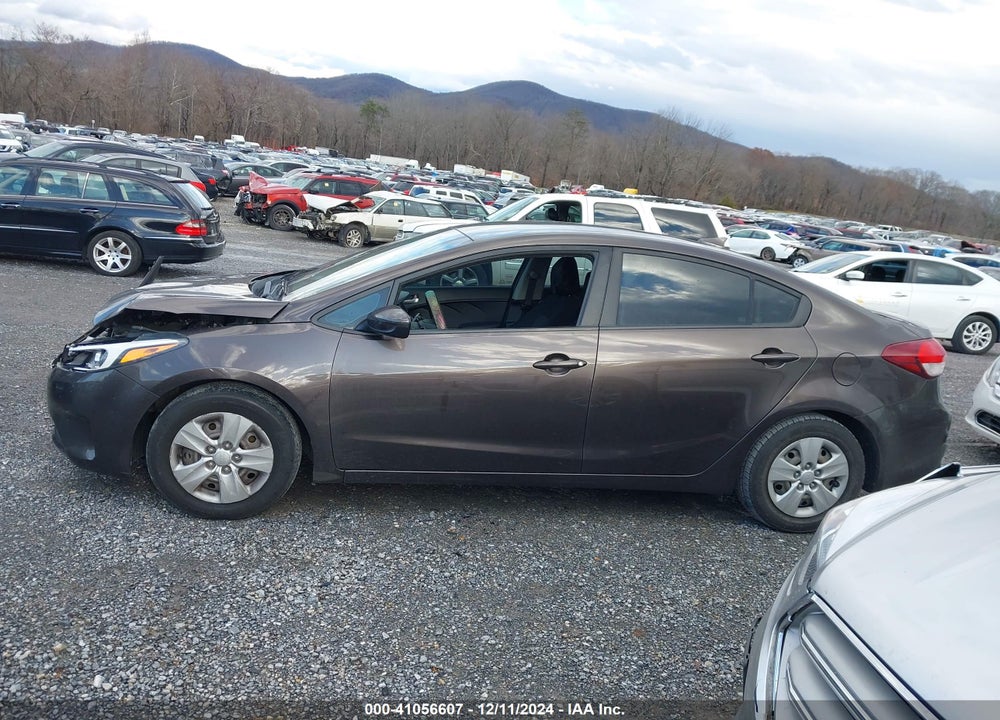 2018 KIA FORTE VIN: 3KPFL4A76JE219204