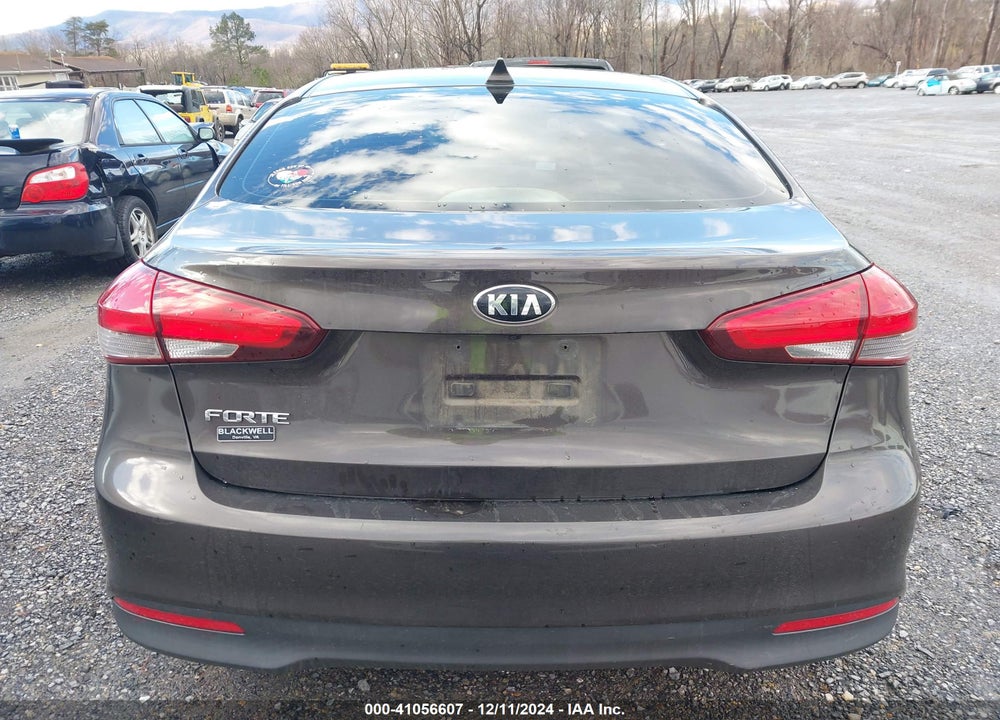 2018 KIA FORTE VIN: 3KPFL4A76JE219204