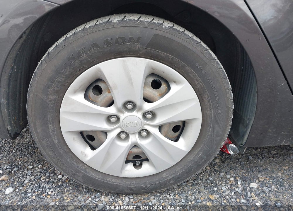 2018 KIA FORTE VIN: 3KPFL4A76JE219204