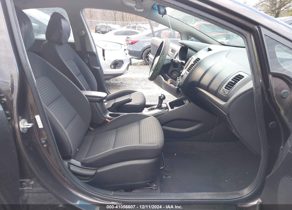 2018 KIA FORTE VIN: 3KPFL4A76JE219204