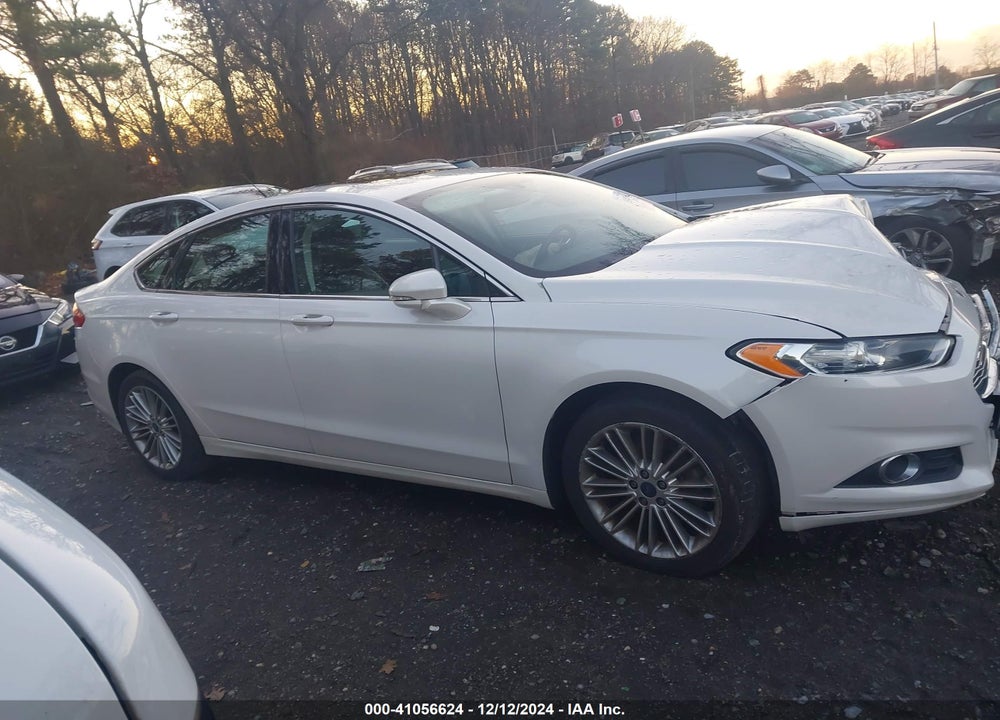2015 FORD FUSION SE VIN: 3FA6P0T95FR202136
